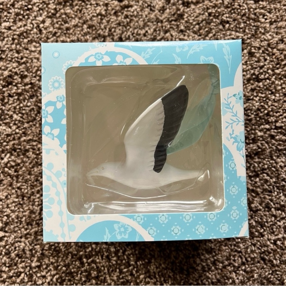NEW Taylor Swift 1989 Seagull Ornament